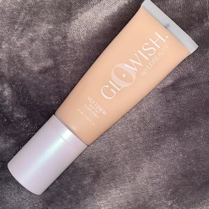 Glowish Multidew Skin Tint by Huda Beauty